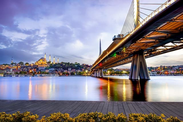 Related article image: eSIM Turkey: A Practical Travel Guide for 2025