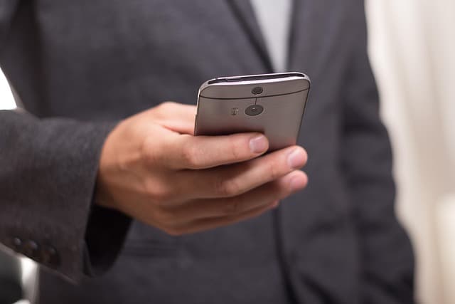 eSIM News: Travel Connectivity Updates and Guides