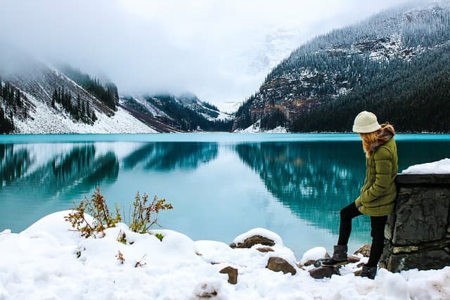 Related article image: Saily eSIM Canada: A Practical Travel Guide for 2025
