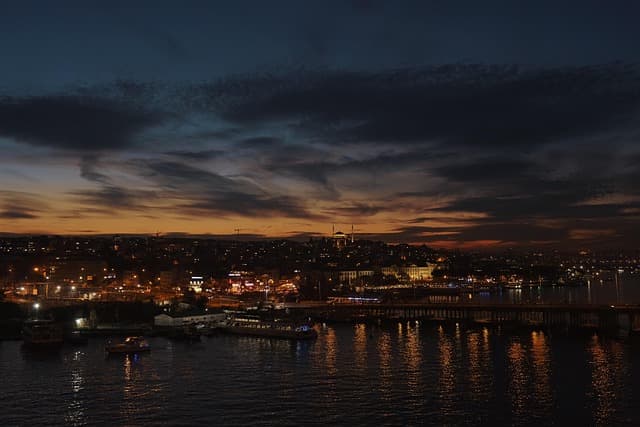 Related article image: Turkey eSIM: A Practical Travel Guide for Connected Trips