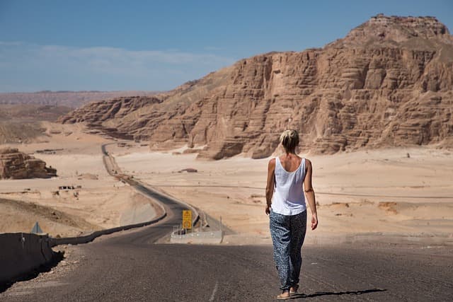 Related article image: eSIM Egypt: A Practical Travel Connectivity Guide