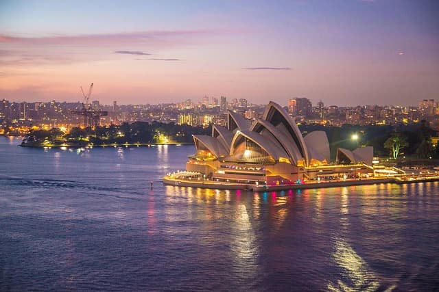 Buy eSIM Australia: Best Travel Data Plans