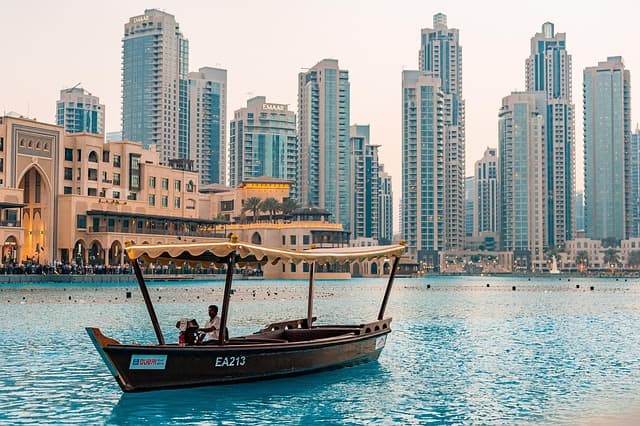 Related article image: UAE Travel Guide: eSIM, Coverage and Data Plans for Tourists
