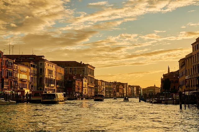 Italy travel eSIM plans