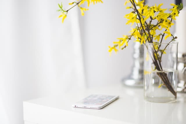 Cover image for article: Does iPhone 13 Have eSIM? Complete Travel Guide (2026)